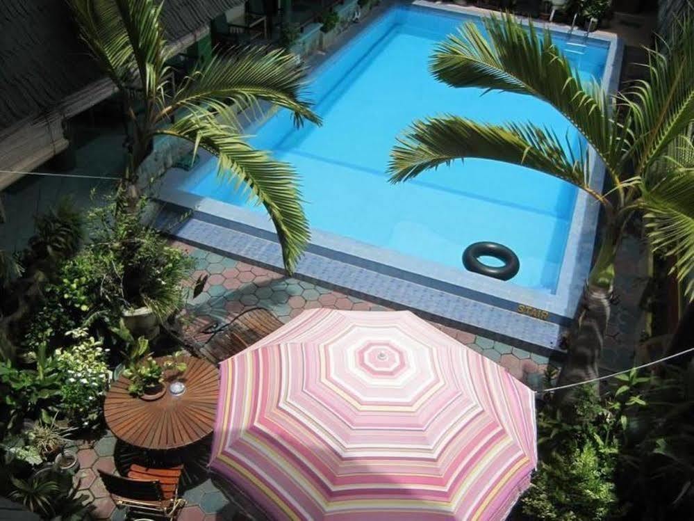 יוגיאקרטה Oyo 585 Hotel Perwita Sari מראה חיצוני תמונה