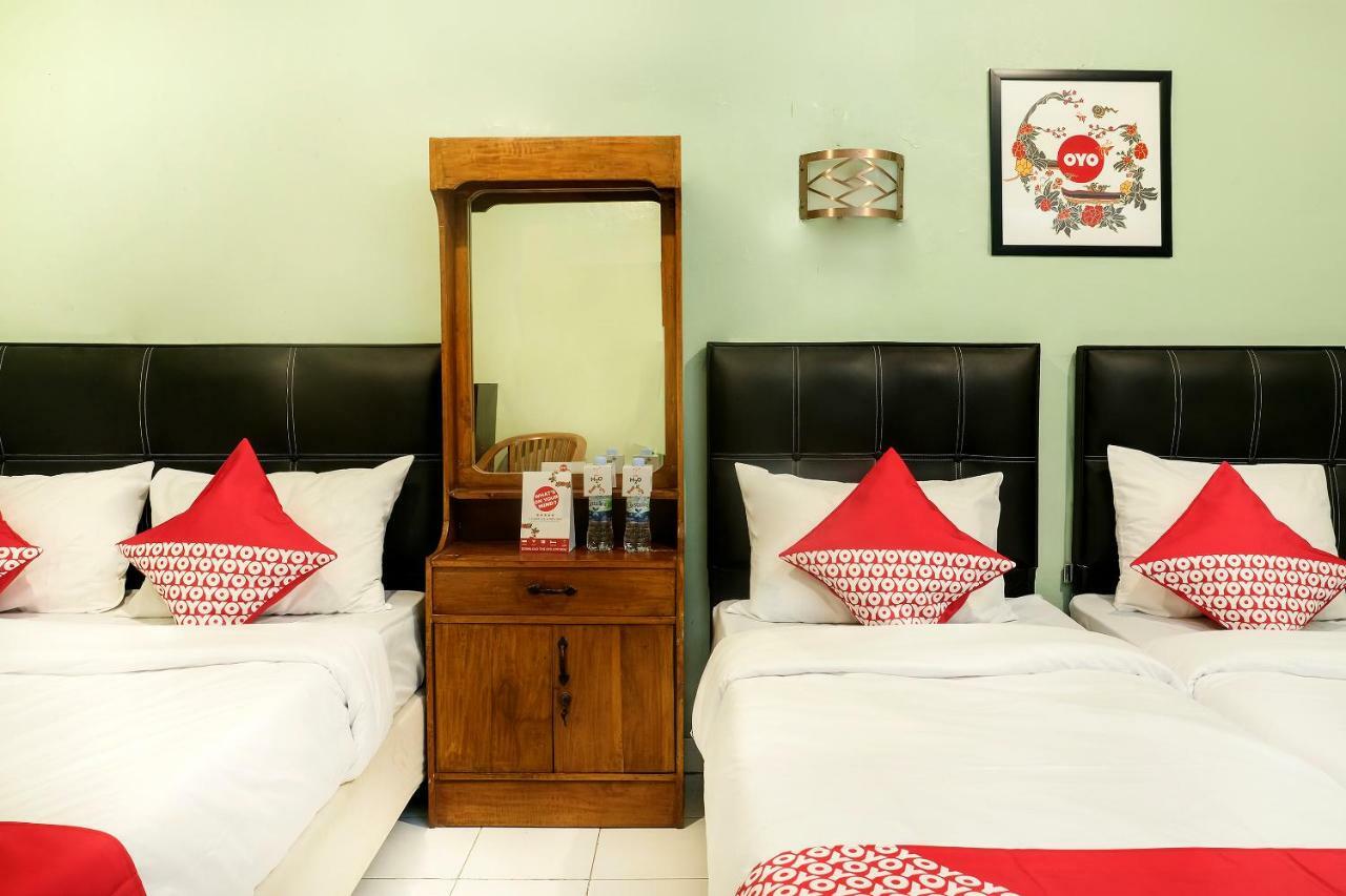יוגיאקרטה Oyo 585 Hotel Perwita Sari מראה חיצוני תמונה