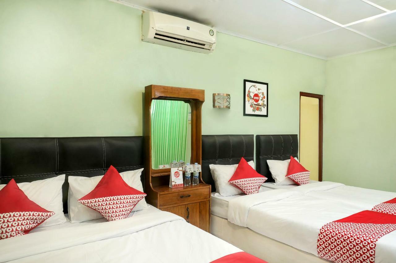 יוגיאקרטה Oyo 585 Hotel Perwita Sari מראה חיצוני תמונה