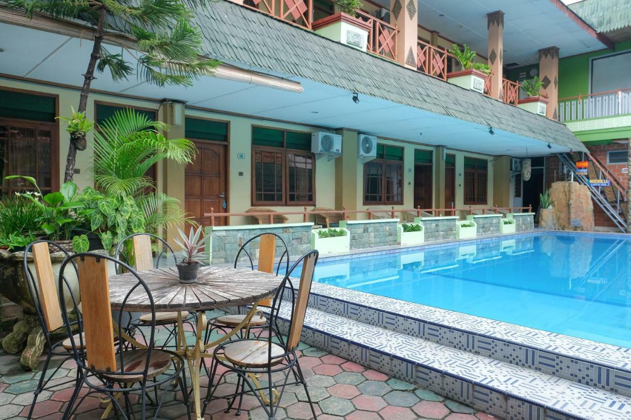 יוגיאקרטה Oyo 585 Hotel Perwita Sari מראה חיצוני תמונה
