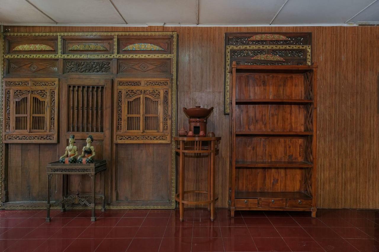 יוגיאקרטה Oyo 585 Hotel Perwita Sari מראה חיצוני תמונה