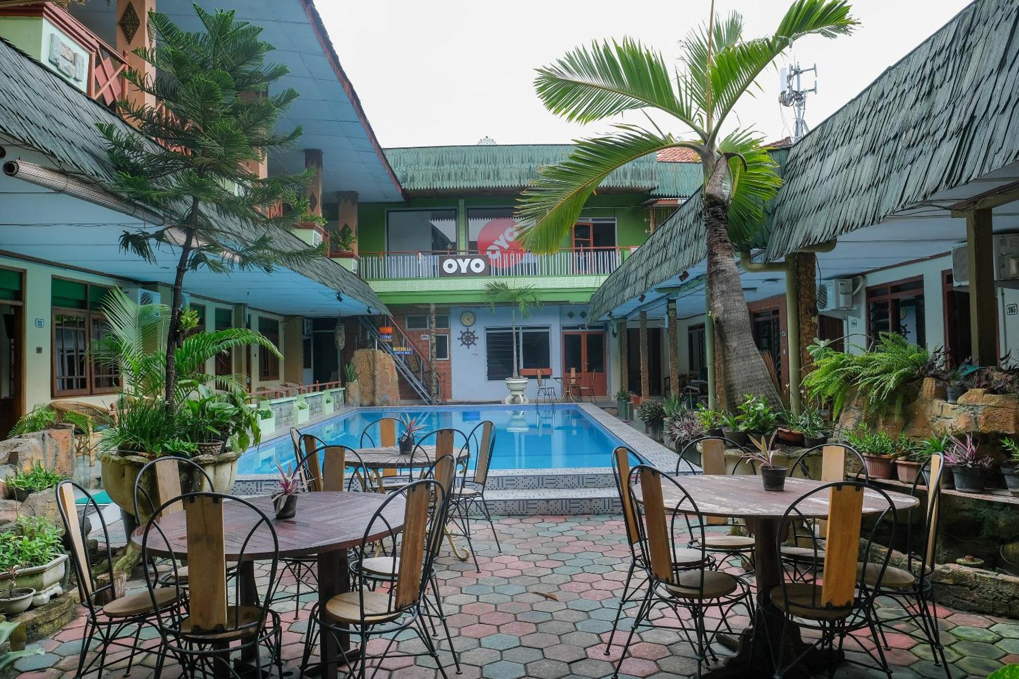 יוגיאקרטה Oyo 585 Hotel Perwita Sari מראה חיצוני תמונה